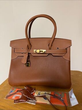 Gold brown barenia with swift leather  30cm